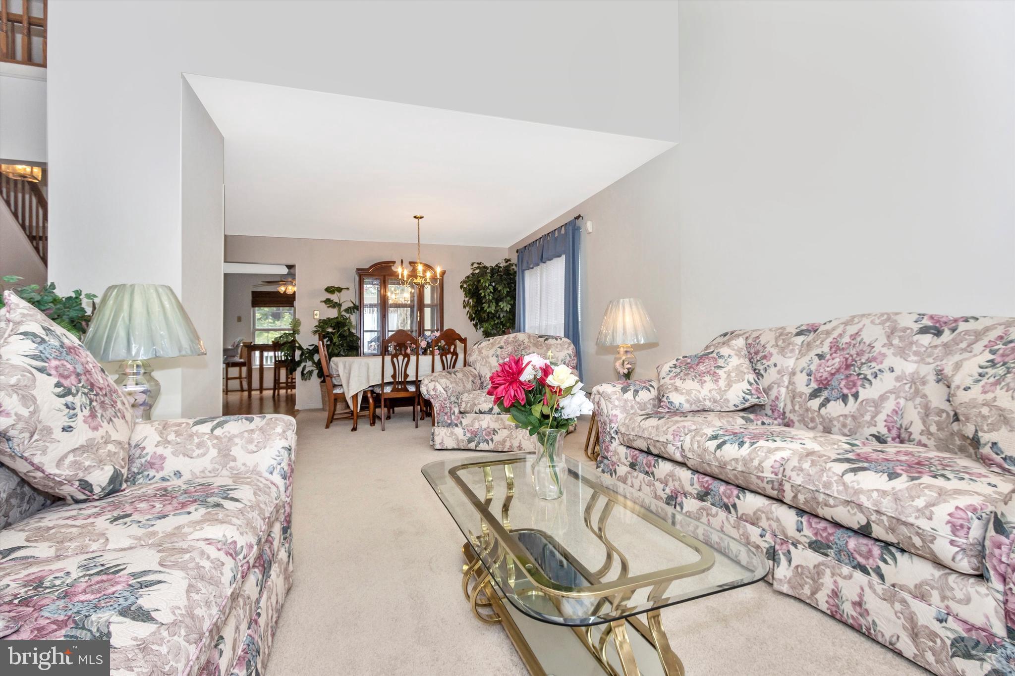 9432 Ridgeview Drive Columbia, MD 21046 - Photo 13 of 41 Living room and Dining room