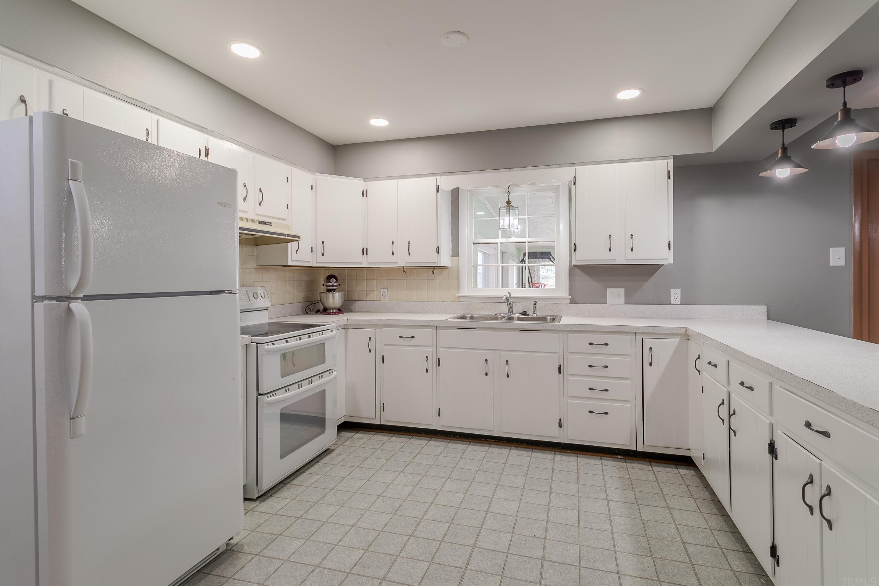 803 McCarty Road Princeton, IN 47670 - Photo 14 of 36 Gallery Image 14