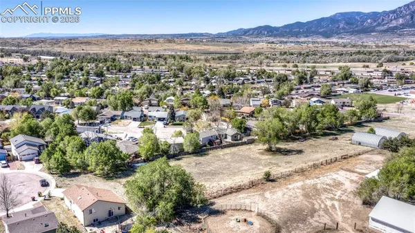 $349,900 | 4363 McGrew Circle, Colorado Springs, CO 80911