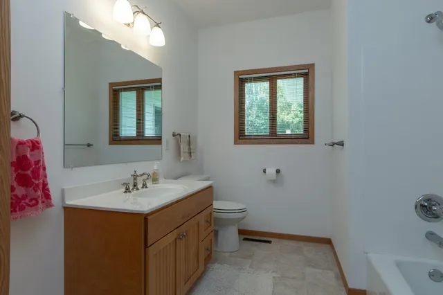 $719,900 | 3211 Ivory Street, Isle, MN 56342