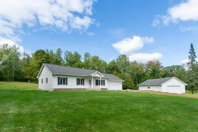 $719,900 | 3211 Ivory Street, Isle, MN 56342