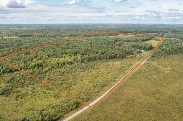 $719,900 | 3211 Ivory Street, Isle, MN 56342