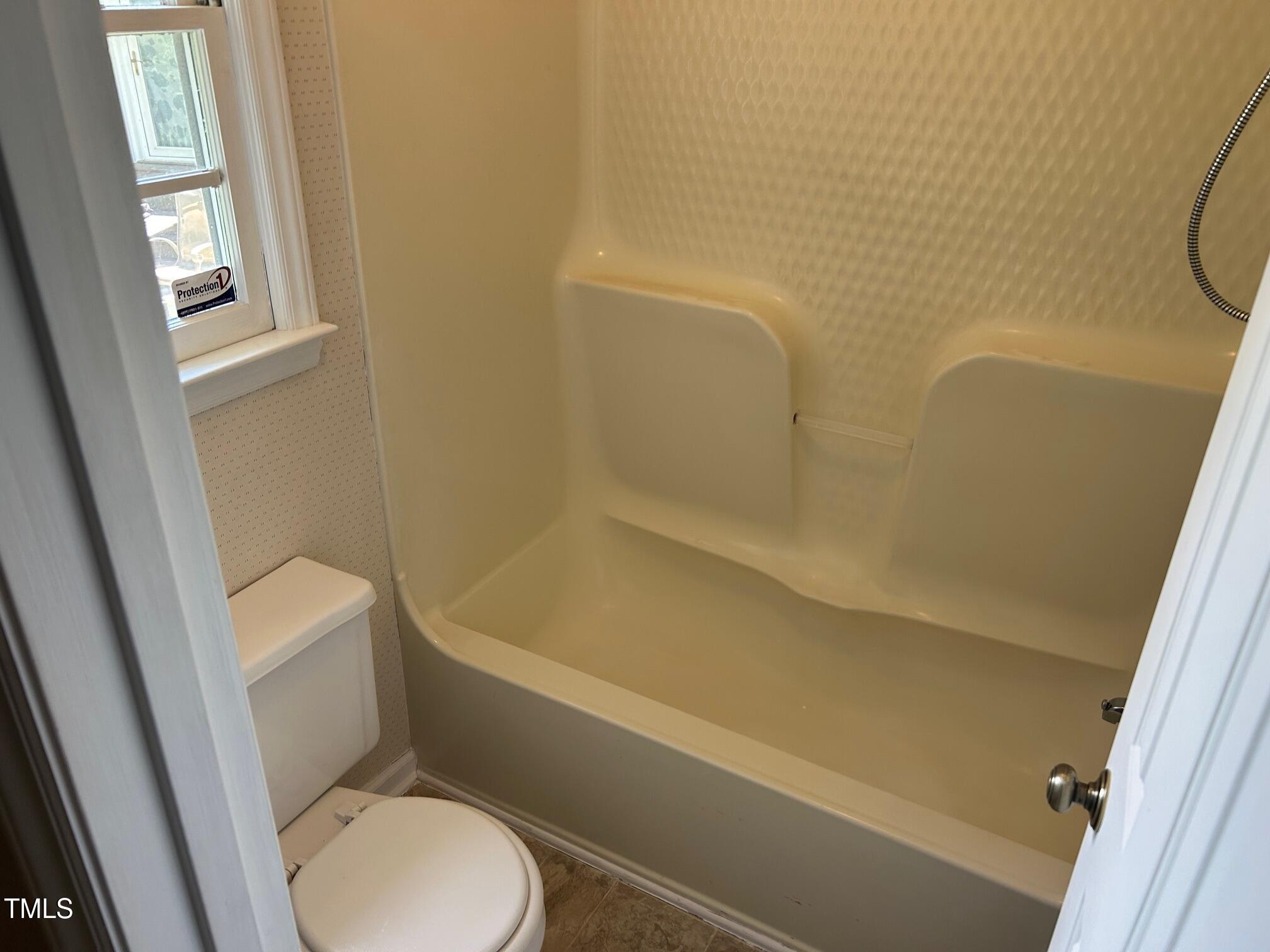 2012 Ranch Mill Circle Raleigh, NC 27610 - Photo 18 of 23 IMG_4502