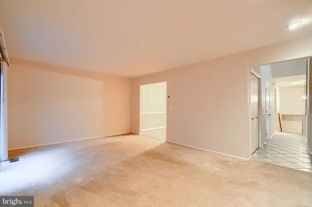 $2,900 | 414 Five Farms Lane, Lutherville-Timonium, MD 21093