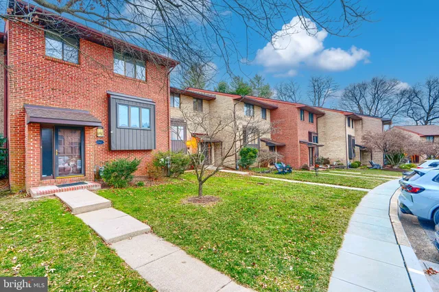 $2,900 | 414 Five Farms Lane, Lutherville-Timonium, MD 21093