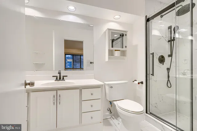 $2,900 | 414 Five Farms Lane, Lutherville-Timonium, MD 21093