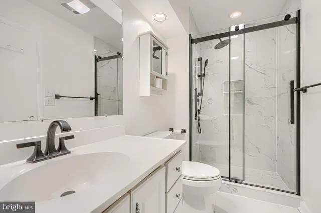 $2,900 | 414 Five Farms Lane, Lutherville-Timonium, MD 21093