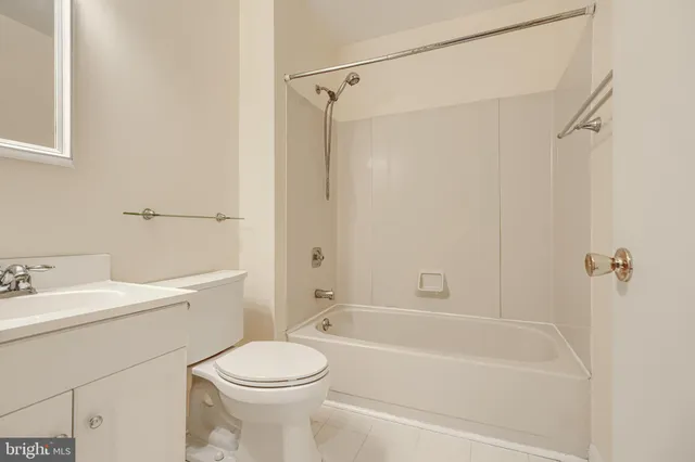 $2,900 | 414 Five Farms Lane, Lutherville-Timonium, MD 21093