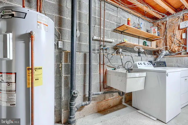 $2,900 | 414 Five Farms Lane, Lutherville-Timonium, MD 21093