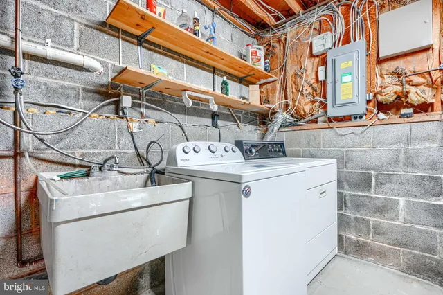 $2,900 | 414 Five Farms Lane, Lutherville-Timonium, MD 21093