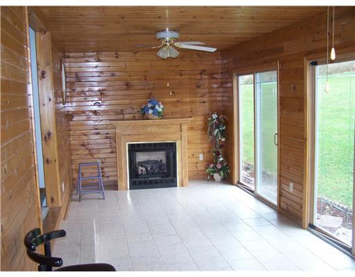 388 Prison Road Waynesburg, PA 15370 - Photo 6 of 7 Sunroom.
