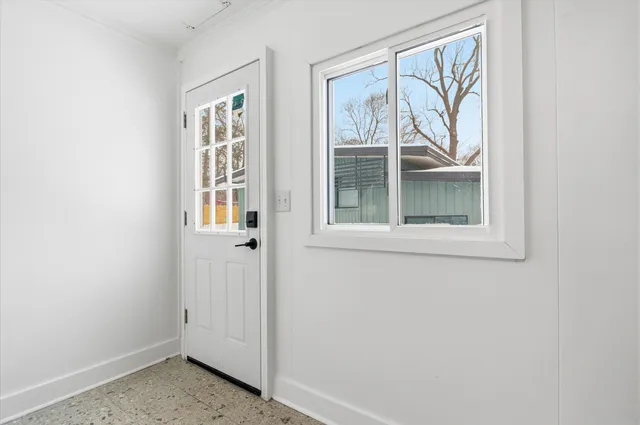 $3,200 | 2029 Ferdon Road, Ann Arbor, MI 48104