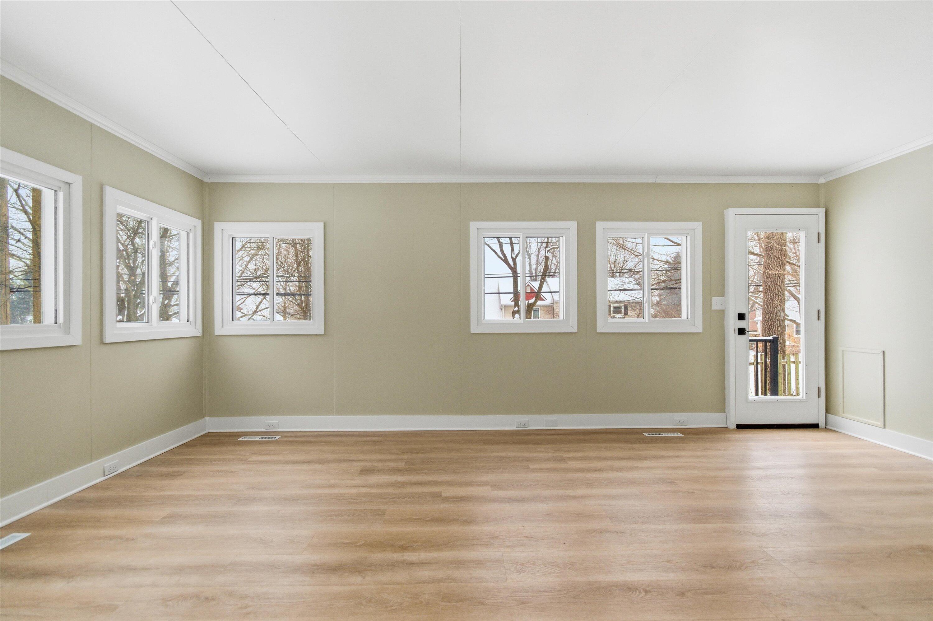 2029 Ferdon Road Ann Arbor, MI 48104 - Photo 5 of 32 07-07