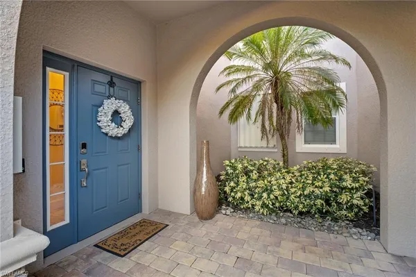 a view of a hallway with entryway