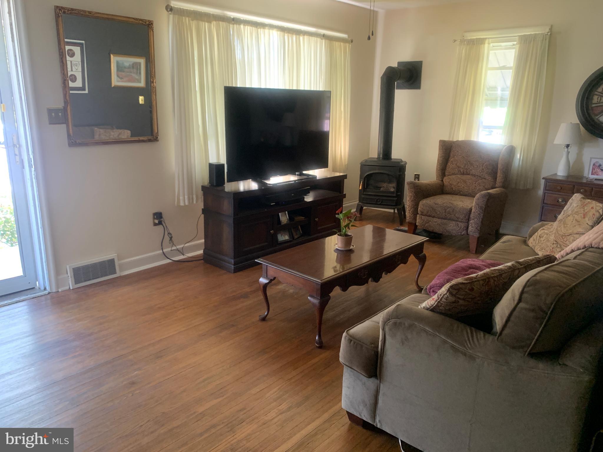 1225 Fern Avenue Reading, PA 19607 - Photo 4 of 23 Gallery Image 4