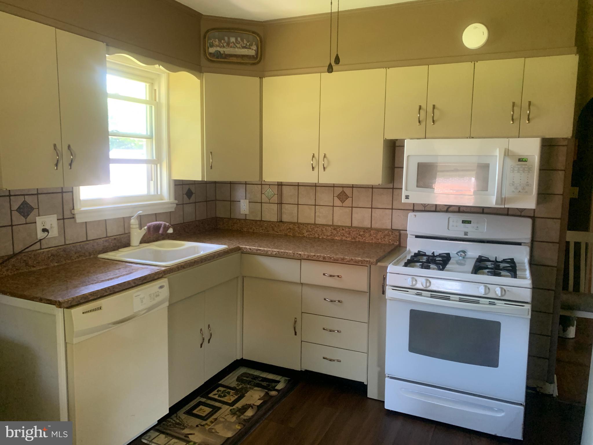 1225 Fern Avenue Reading, PA 19607 - Photo 8 of 23 Gallery Image 8