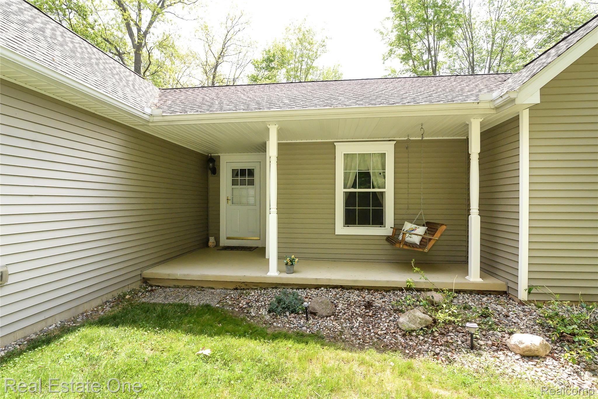 19373 Spears Road Gregory, MI 48137 - Photo 7 of 42 DSC_14.jpg