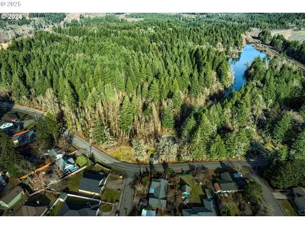 $422,000 | 1015 East Cascade Drive, North Bonneville, WA 98639