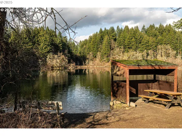 $422,000 | 1015 East Cascade Drive, North Bonneville, WA 98639