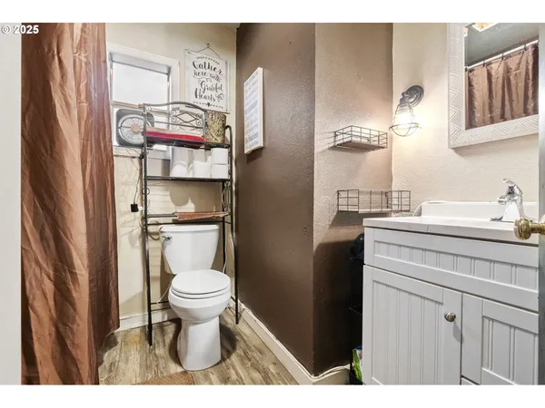 $422,000 | 1015 East Cascade Drive, North Bonneville, WA 98639