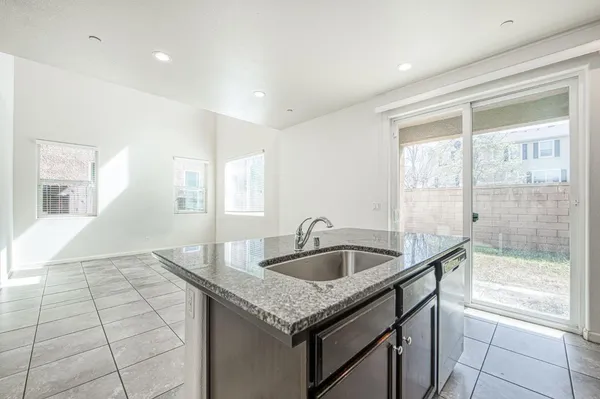 $390,000 | 1286 Piazza Lane, Clovis, CA 93612