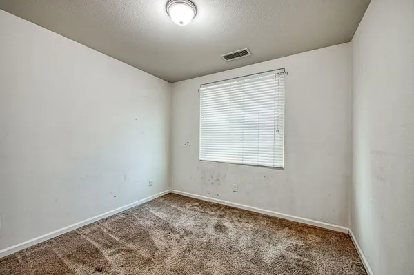 $390,000 | 1286 Piazza Lane, Clovis, CA 93612