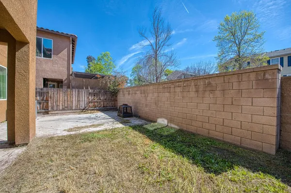 $390,000 | 1286 Piazza Lane, Clovis, CA 93612