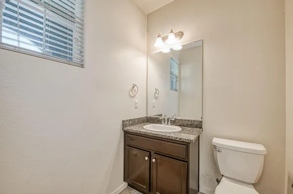 $390,000 | 1286 Piazza Lane, Clovis, CA 93612