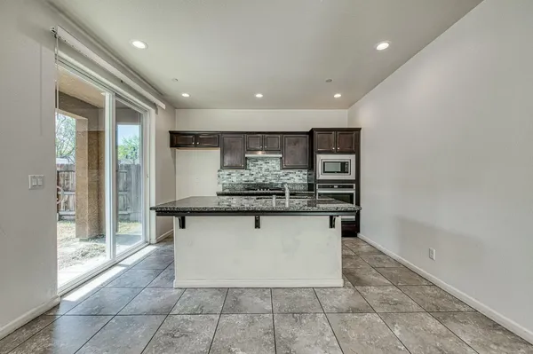 $390,000 | 1286 Piazza Lane, Clovis, CA 93612