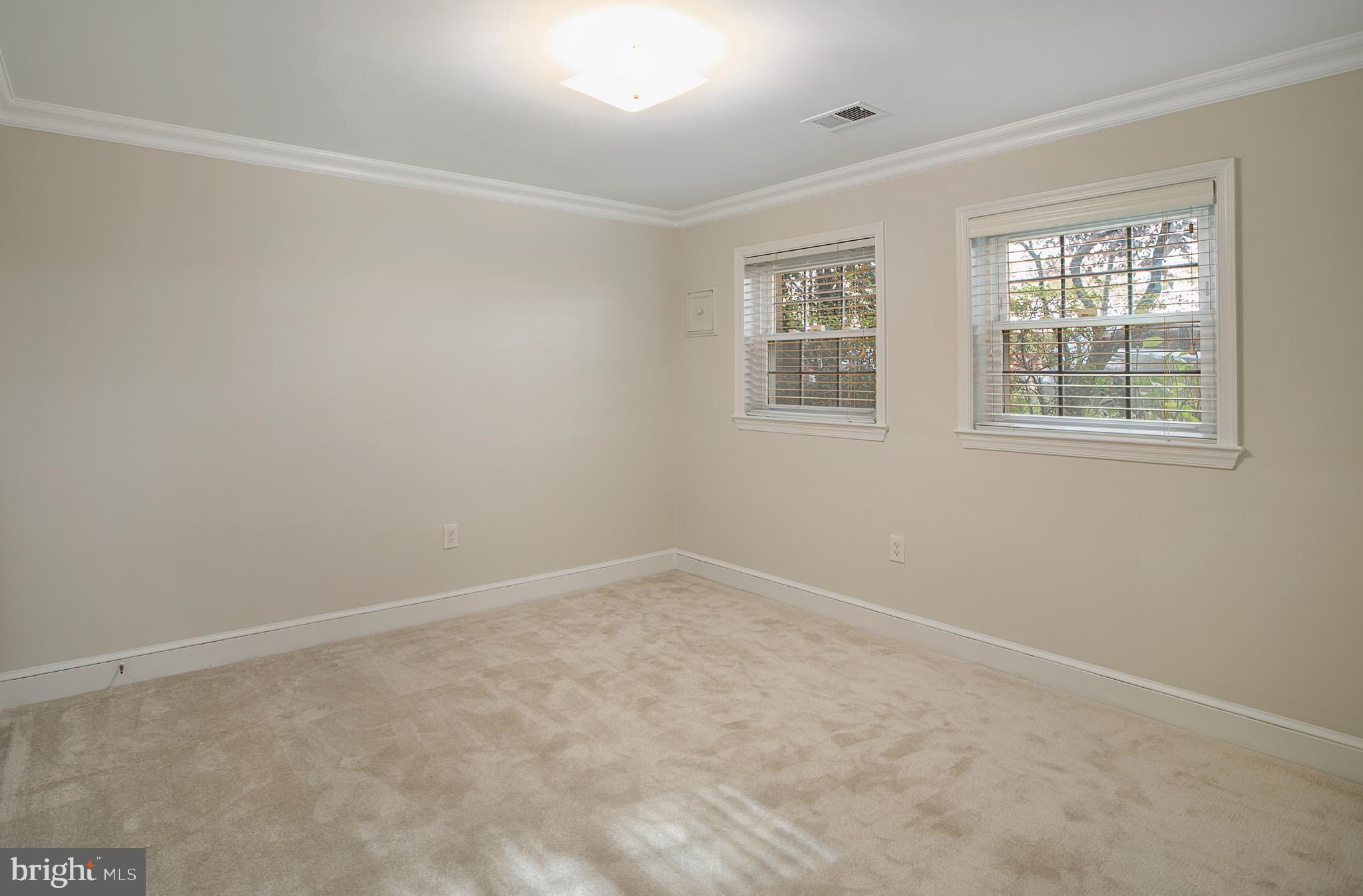 3548 Reservoir Road Northwest Washington, DC 20007 - Photo 24 of 29 Bedroom 4