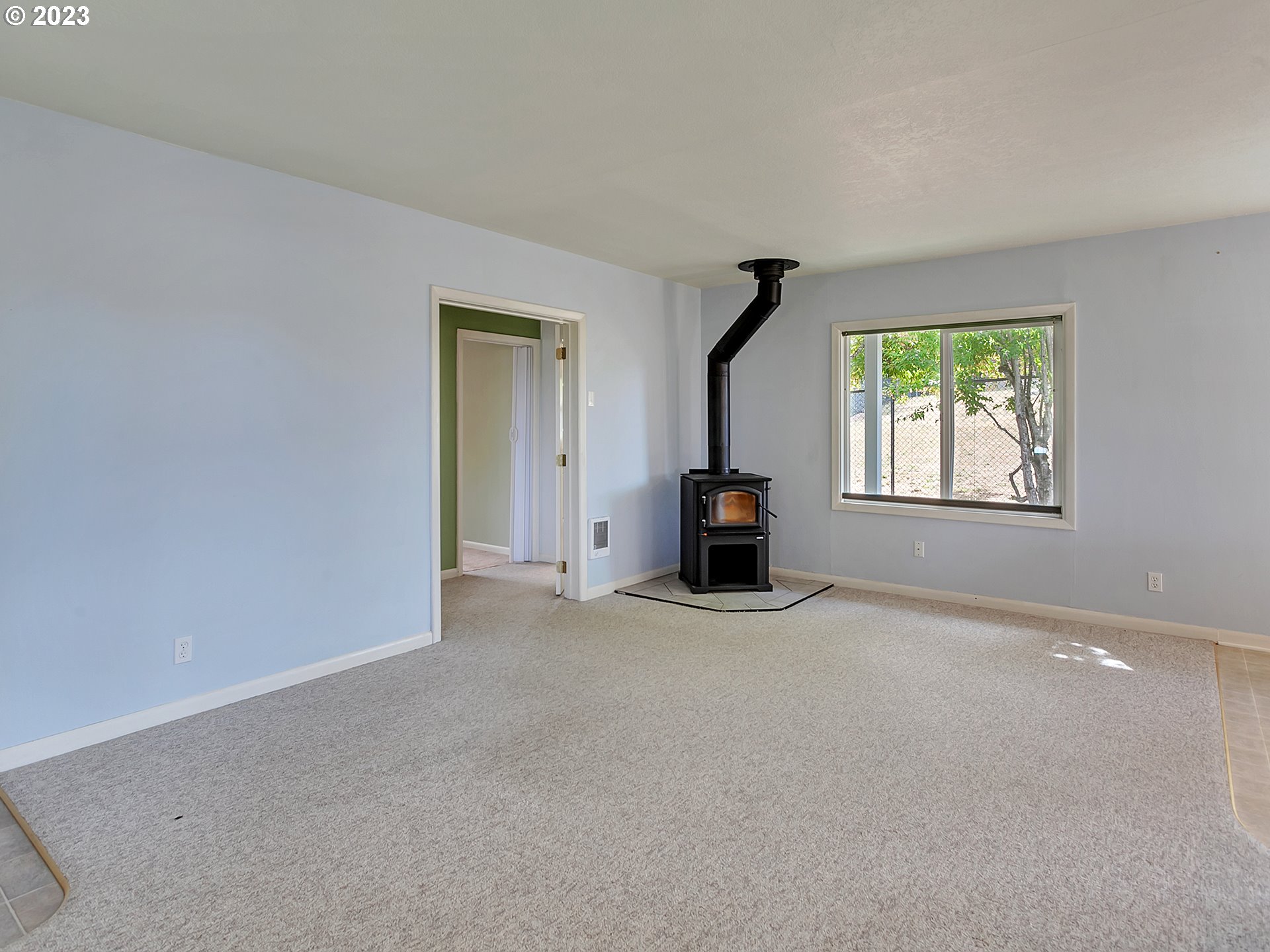 406 3rd Street Gaston, OR 97119 - Photo 8 of 28 Gallery Image 8