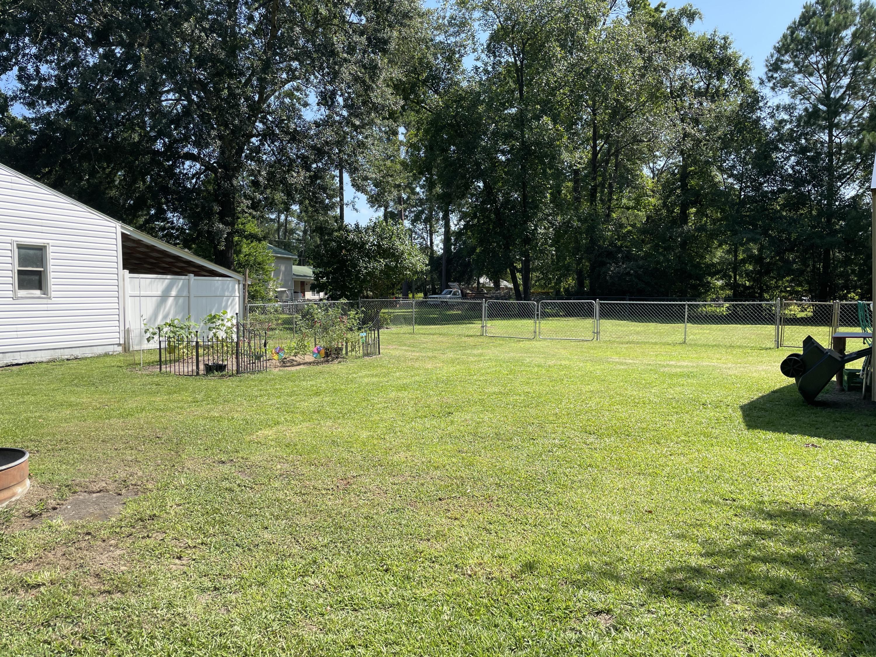 140 County Rd S-45-139 Kingstree, SC 29556 - Photo 18 of 19 IMG_8371
