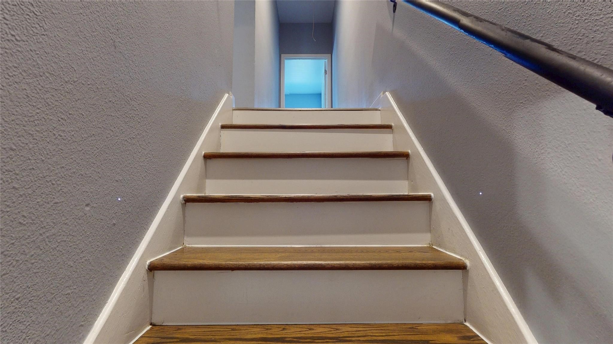 2984 Holly Hall Street Houston, TX 77054 - Photo 11 of 23 a view of entryway