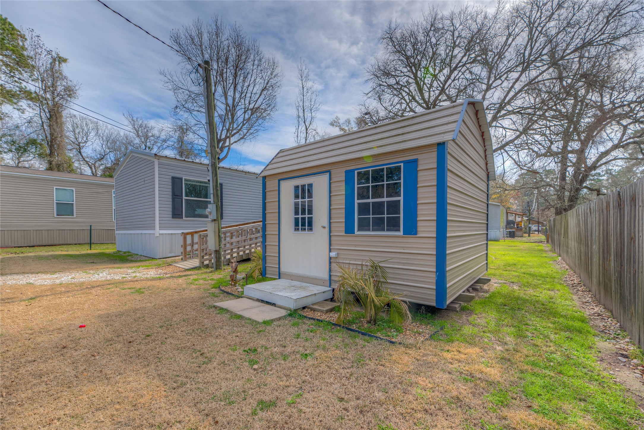 138 Pecan Onalaska, TX 77360 - Photo 16 of 33 front view of a house with a yard