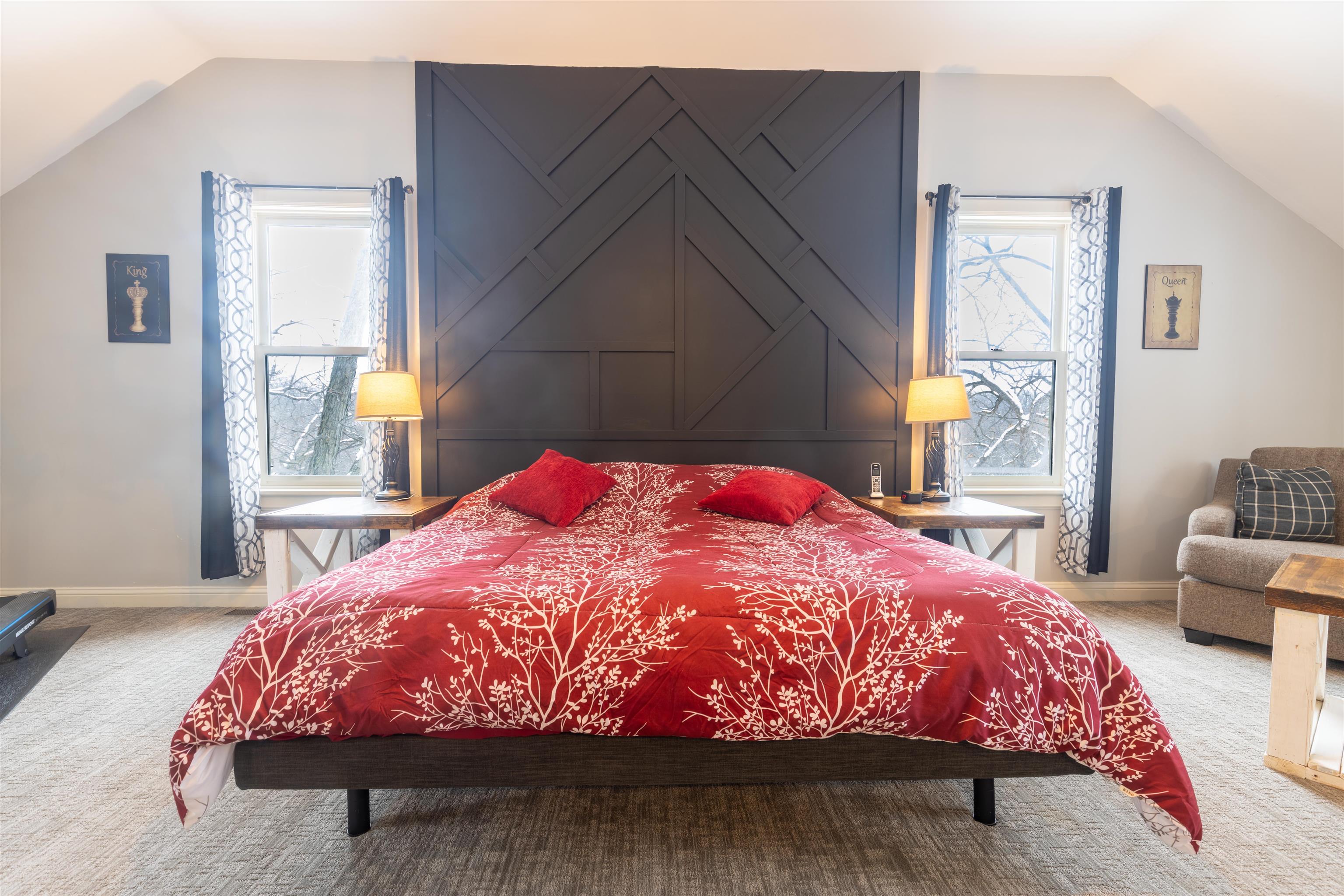 2 Canton Court Galena, IL 61036 - Photo 33 of 37 a bedroom with a bed and wooden floor