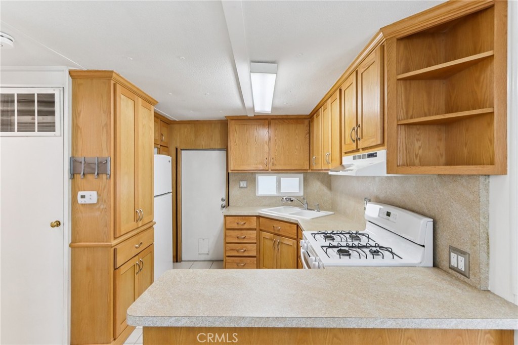 9340 Foothill Boulevard, Unit 61 Rancho Cucamonga, CA 91730 - Photo 6 of 31