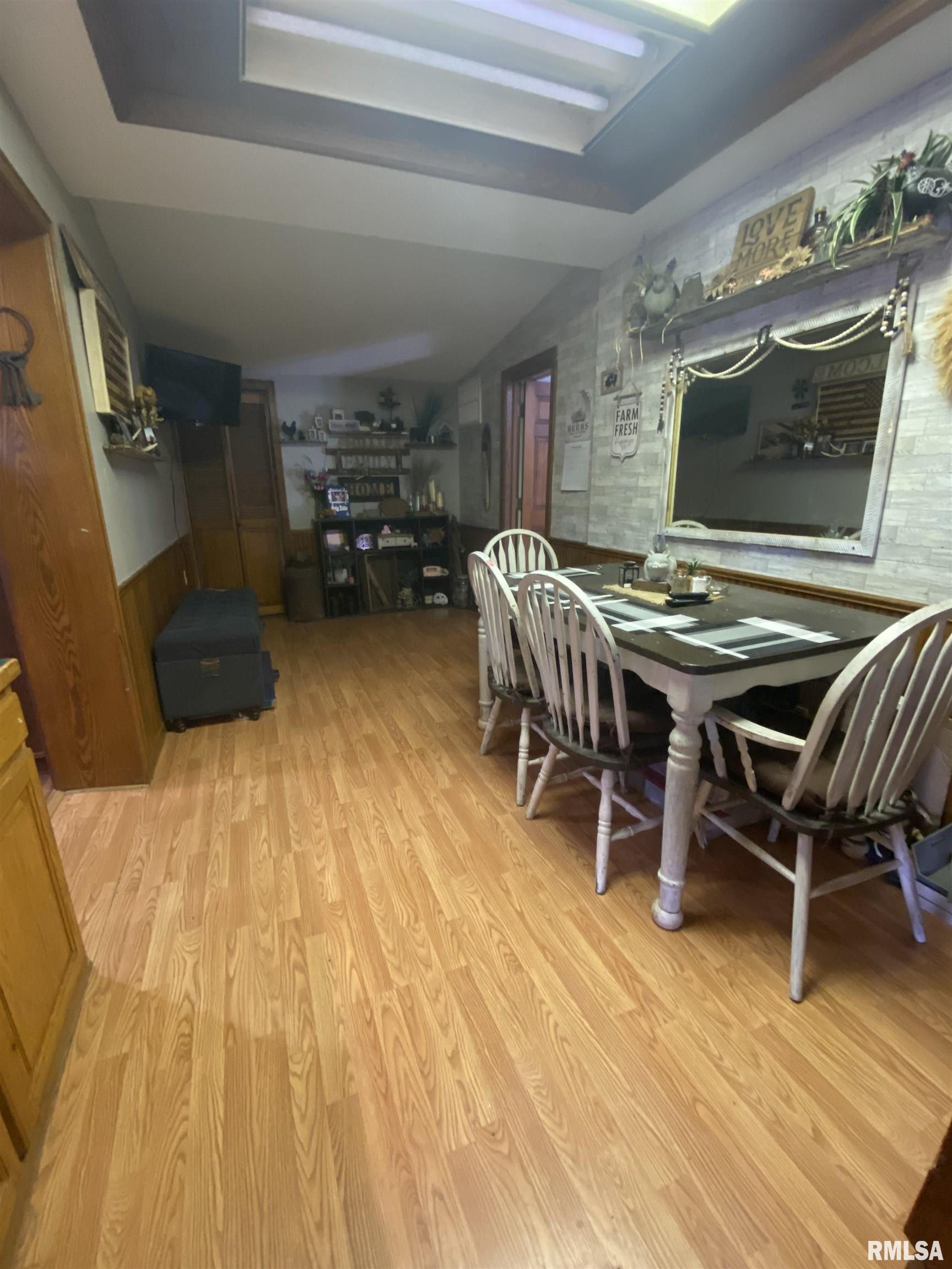 842 Flinn Road Franklin, IL 62638 - Photo 5 of 15