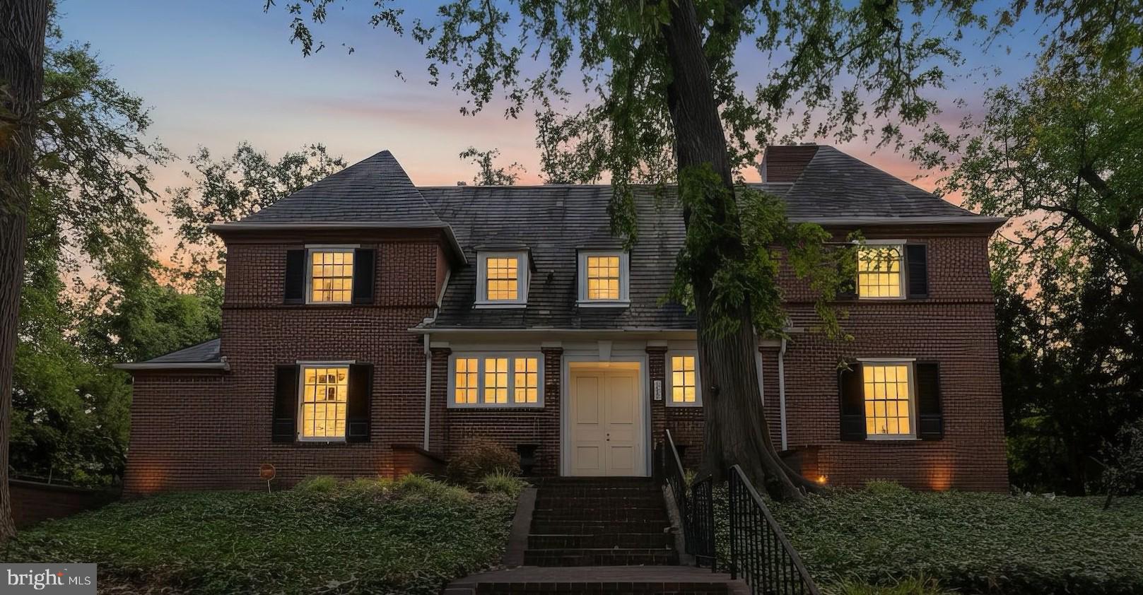 203 East Highfield Road Baltimore, MD 21218 - Photo 42 of 47 Twilight