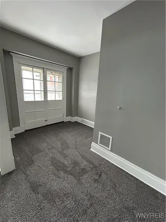 $1,250 | 108 Lisbon Avenue, Buffalo, NY 14214