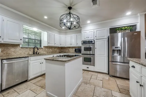 $489,900 | 104 Brookview, Decatur, TX 76234