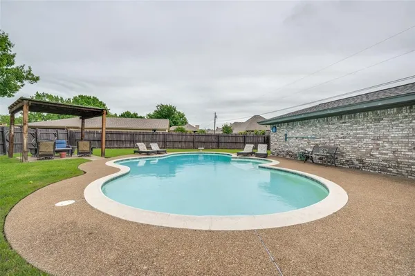 $489,900 | 104 Brookview, Decatur, TX 76234