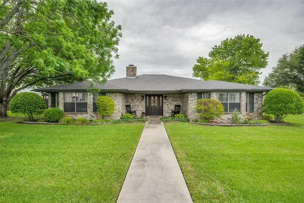 $489,900 | 104 Brookview, Decatur, TX 76234