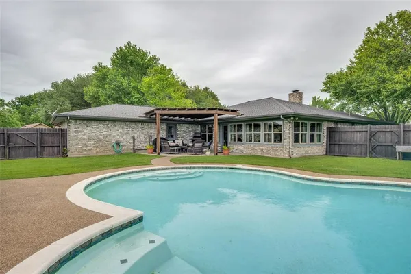 $489,900 | 104 Brookview, Decatur, TX 76234