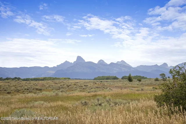 $265,000 | 9370 Luster Court, Tetonia, ID 83452