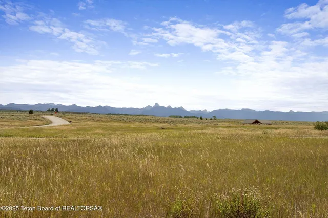 $265,000 | 9370 Luster Court, Tetonia, ID 83452