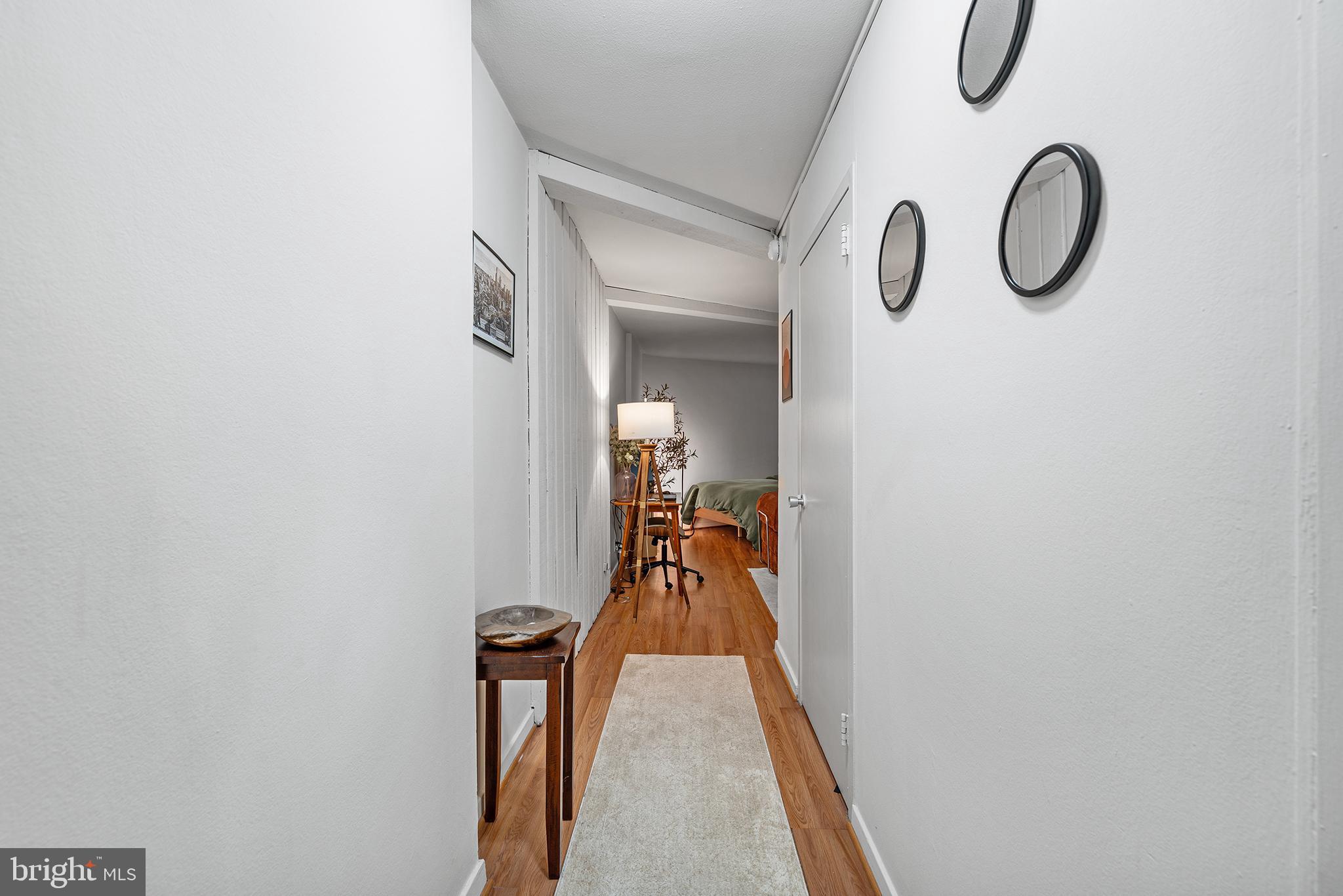 224-30 West Rittenhouse Square, Unit 1002 Philadelphia, PA 19103 - Photo 4 of 31