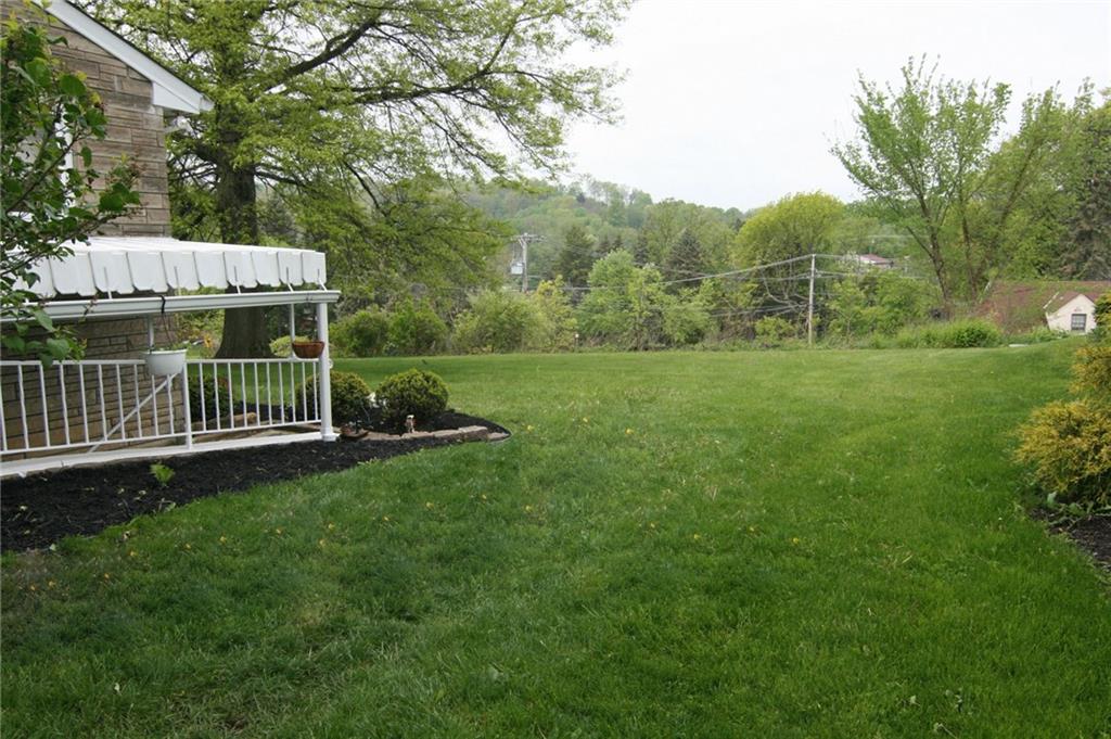 105 Center Church Road Canonsburg, PA 15317 - Photo 21 of 25 Pool, garden, playset...the choice is yours!
