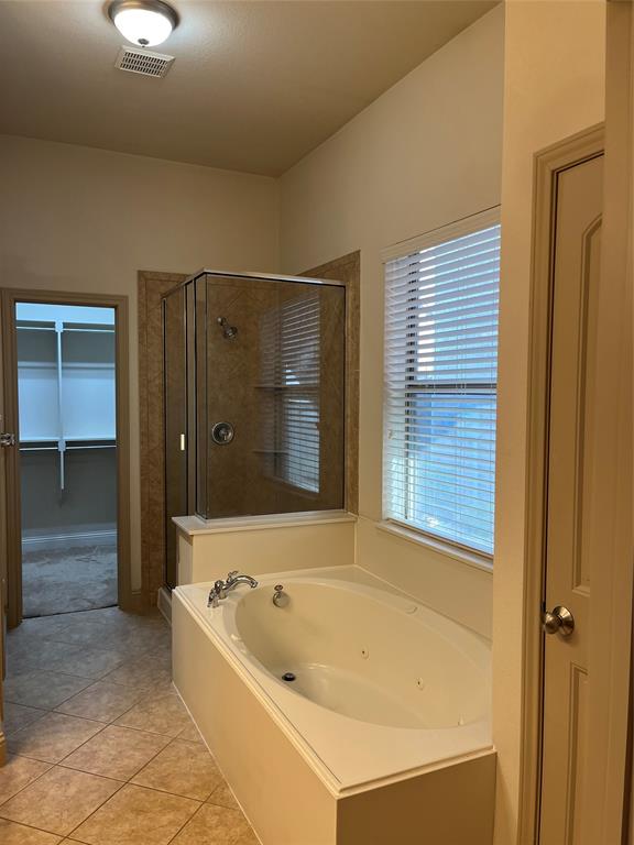 817 La Cima Irving, TX 75039 - Photo 13 of 40