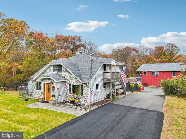 $2,200,000 | 170 South Hope Chapel Road, Jackson, NJ 08527