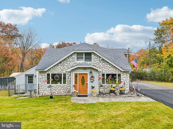 $2,200,000 | 170 South Hope Chapel Road, Jackson, NJ 08527